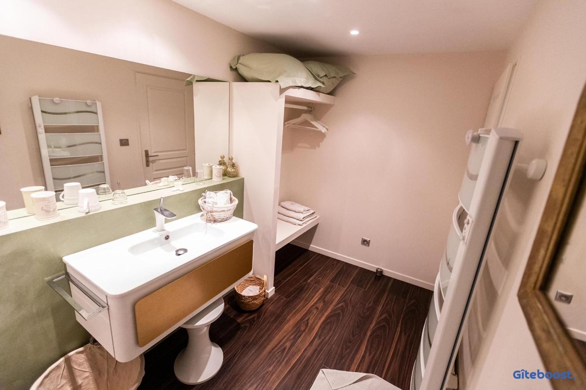 Le Val Des Sens Hotel Chatte Eksteriør billede