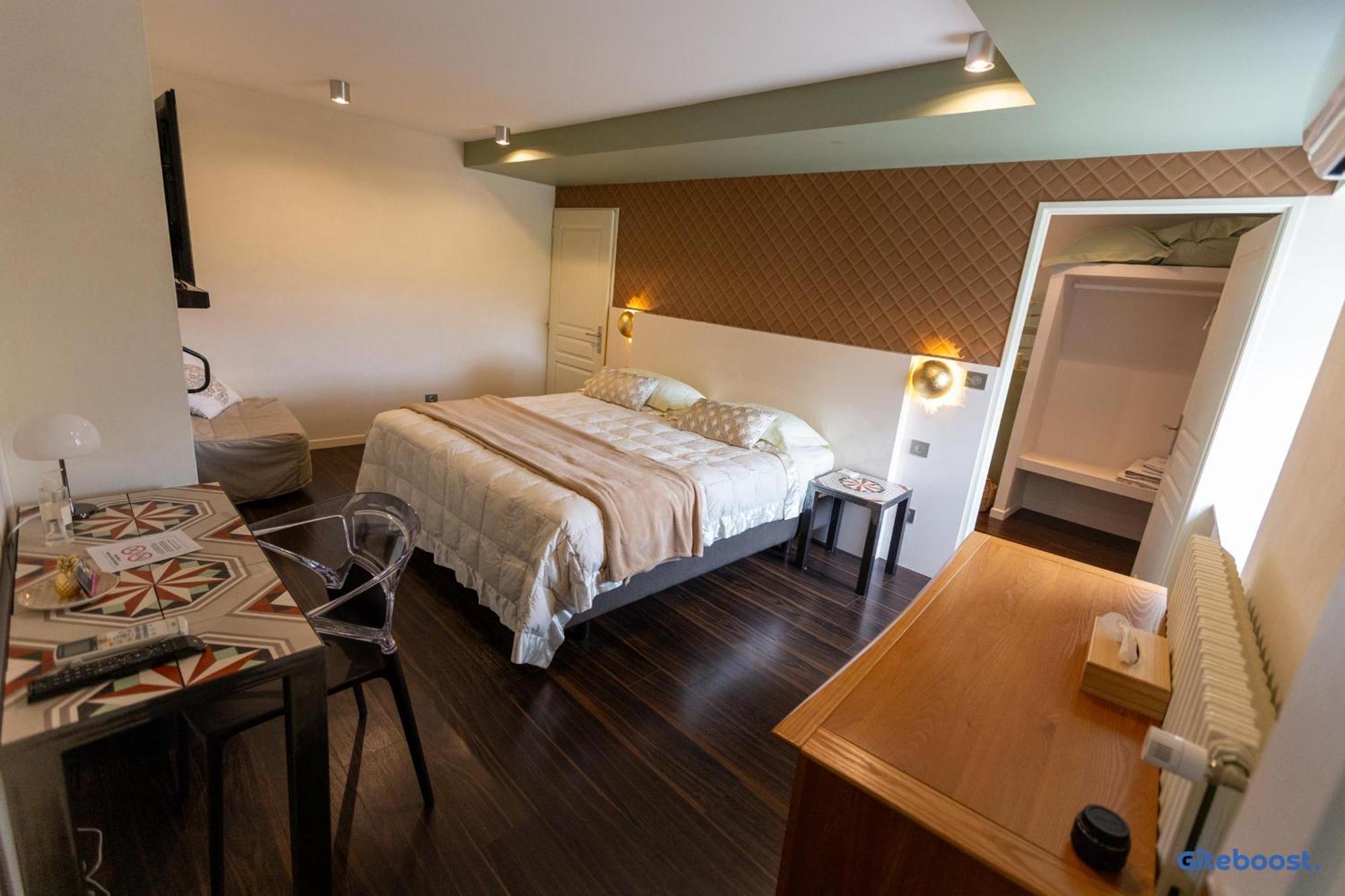 Le Val Des Sens Hotel Chatte Eksteriør billede